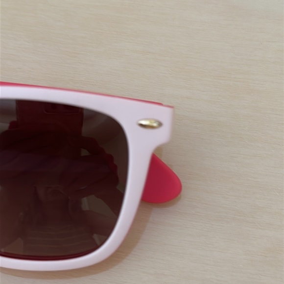 New Cole Haan Polarized Stylish Pink Sunglasses - Picture 7 of 8